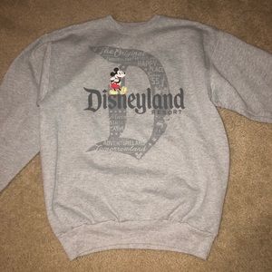 disneyland grey crew neck sweatshirt